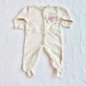 Vintage Budding Bear Footsie Ruffle Playsuit 🏵️ by Vitamins Baby; Size 6 Months